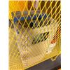 Image 3 : L2 - Contents of Cage - Refrigerant R134a (Air Conditioning Recharge)