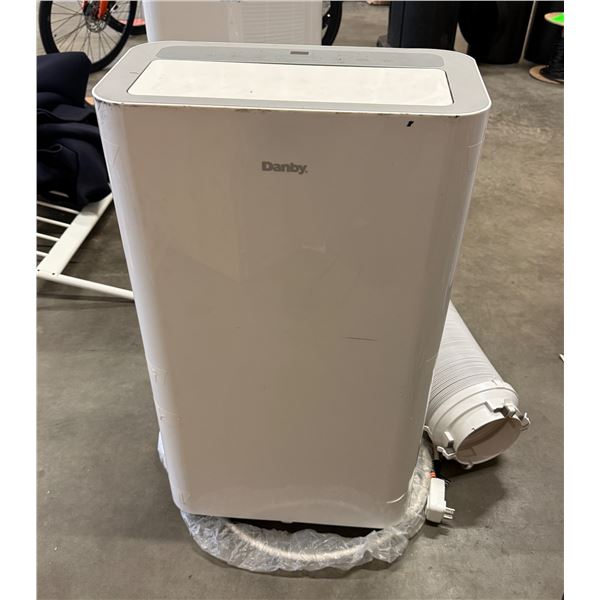 L1 - Danby 12,000 BTU Portable Air Conditioner (DPA120BCCWDB)
