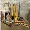 Image 1 : L1 - Assortment of Maintenance, Cleaning & Garden Tools