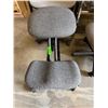 Image 2 : L1 - Group of 6 - Office Chairs (Various Style)