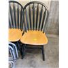 Image 2 : L1 - 4 Desk Chairs and 3 Folding Chairs, Various Styles