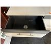 Image 4 : L1- Large L Shaped Modular Reception Desk with Hutch