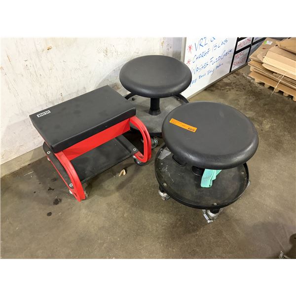 L3 - Group of 3 Professional Rolling Mechanic Stools