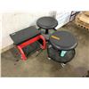 Image 1 : L3 - Group of 3 Professional Rolling Mechanic Stools