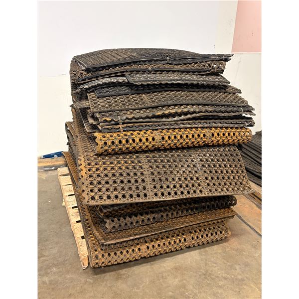 L3 - Pallet of Assorted Industrial Interlocking Rubber Band Floor Mats
