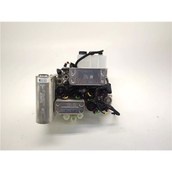 L3 -  NEW OEM Supermanifold Assembly ( 2021–2025 Model 3 / Model Y) - R.V. $2,200 / Part No