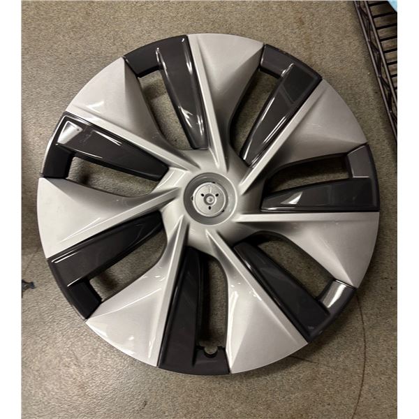 L3 - NEW Tesla 4-pcs 19-inch Gemini Aero Wheel Cover/Hubcap (2020–2024, Model Y) - R.V. $24