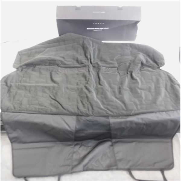 L3 - NEW Tesla OEM Second Row Pet Liner (Model S/Y/3)  - R.V. $195 / Part No. 1562262-00-A