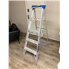 Image 2 : Stainless Steel 5 - Step Ladder