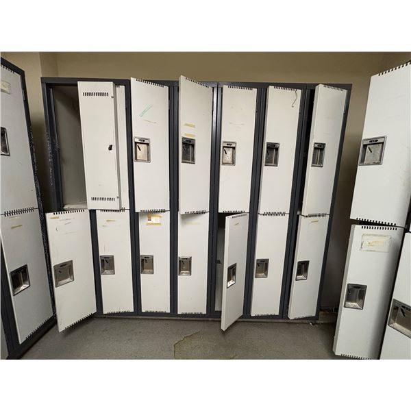 L2 - Bank of Lockers - (x14) Lockers - 84x22x75.5"