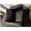 Image 2 : L2 - Group - Black Leather Chairs w/ Coffee Table & Plant