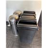Image 1 : L2 - 5pc - Garbage Cans