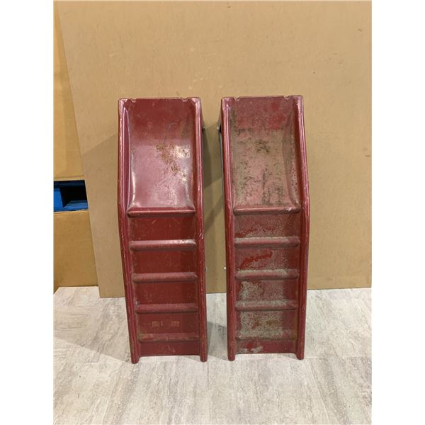 6500LB GVW Steel Car Ramps - Red