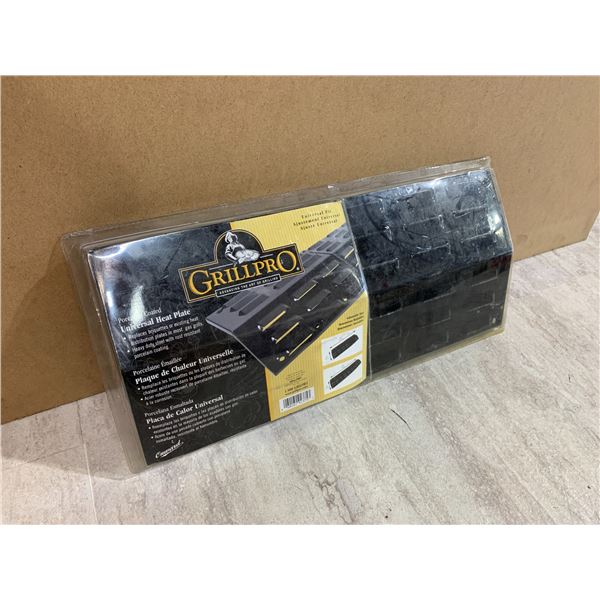 Grillpro Porcelain Coated Universal Heat Plate