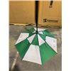Image 7 : Green And White Golf Umbrella With Ball Receiver Handle