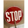 Image 3 : 2 Metal Stop Signs