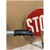 Image 4 : 2 Metal Stop Signs