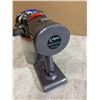 Image 15 : Dyson V7 Trigger Handheld Vacuum Cleaner - Model SV11, Includes Charger
