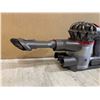Image 3 : Dyson V7 Trigger Handheld Vacuum Cleaner - Model SV11, Includes Charger