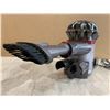 Image 6 : Dyson V7 Trigger Handheld Vacuum Cleaner - Model SV11, Includes Charger