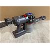 Image 9 : Dyson V7 Trigger Handheld Vacuum Cleaner - Model SV11, Includes Charger
