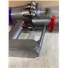 Image 11 : Dyson V11 Cordless Vacuum Cleaner - Includes Attachments