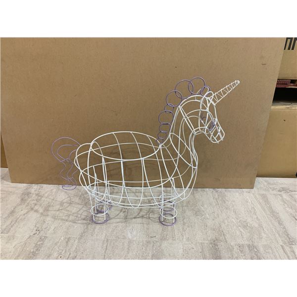 Metal Wire White Unicorn Basket