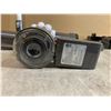 Image 9 : Dyson Vacuum With Accessory & Charger