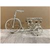 Image 1 : Metal Wire White Bicycle Basket