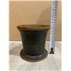 Image 2 : Antique Cast Iron Mortar