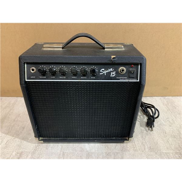 Vintage Fender Squier 15 Combo Amplifier