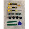 Image 1 : 4 PCS Xbox Joysticks Replacement Parts With Repair Screwdriver Kit