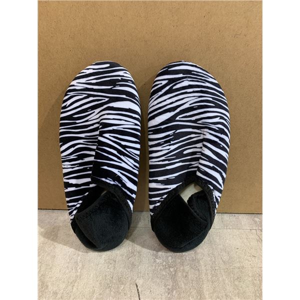 L-RUN Non-Slip Lightweight Slippers - Size 40/41