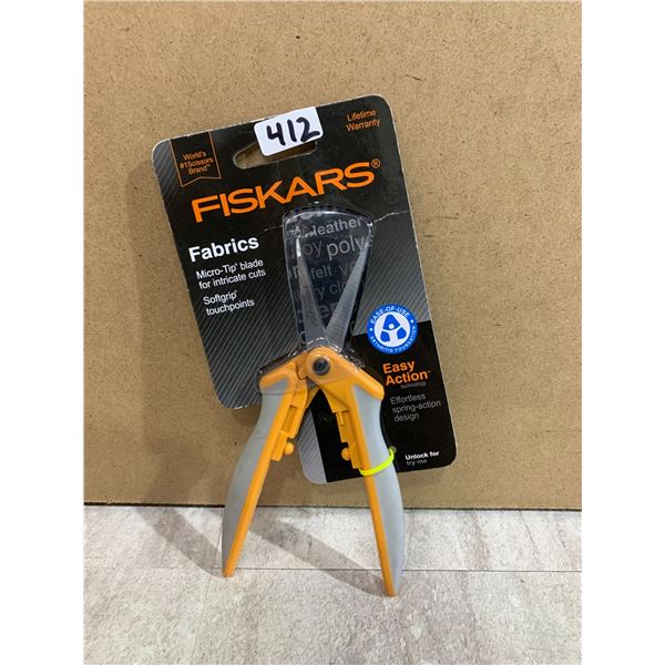 FISKARS Fabrics Micro-Tip Blade For Intricate Cuts - Scissors