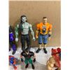 Image 4 : Assortment Of 9 Different Action Figures - WWE, Spiderman, He-Man, etc..