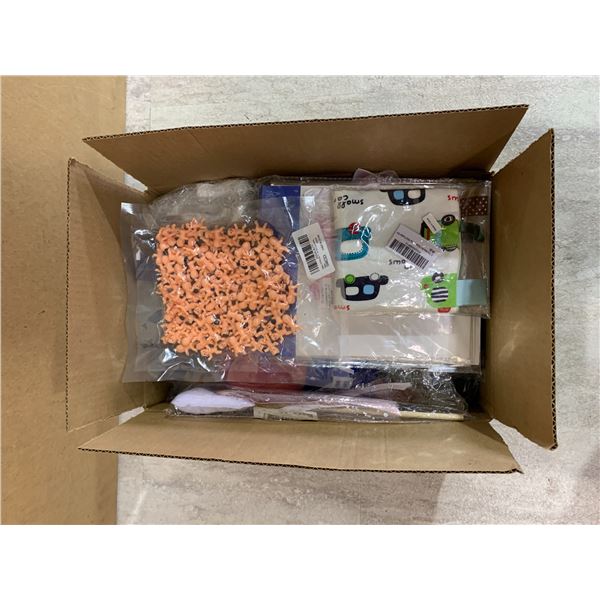 1 Open-Box Non-Mystery Box w/ 20+ Items - Size 15in x 4 1/4in x 10in