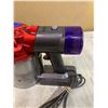Image 13 : Dyson V8 Cordless Vacuum Cleaner - With Accessories & Charging Cable