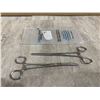Image 1 : Surgical Hemostat Forceps