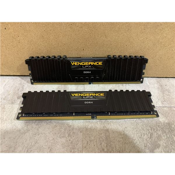 Corsair Vengeance LPX DDR4 Memory Module - 32GB Kit - 2x16GB