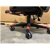 Image 10 : Red & Black Gaming Chair With Retractable Footrest & Lumbar Support