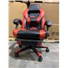 Image 13 : Red & Black Gaming Chair With Retractable Footrest & Lumbar Support