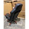 Image 9 : Red & Black Gaming Chair With Retractable Footrest & Lumbar Support