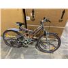 Image 8 : Silver DPX Dual-Suspension Mountain Bike - Orange Graphics - Rear End Shock