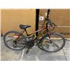 Image 1 : Free Spirit Frontier 18 Speed Mountain Bike - Black & Red Gradient Frame Finish