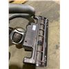 Image 12 : Dyson Stowaway Canister Vacuum