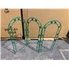 Image 1 : Metal Garden Arbor