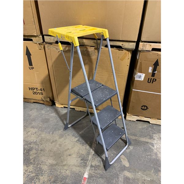 Cosco Step Stool - 225 LBS Weight Capacity