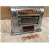 Image 4 : Nevada Reno Themed Mechanical Slot Machine - Includes 4 Coins