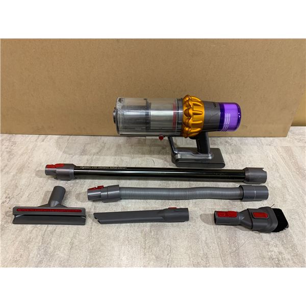 Dyson V15 Handheld Vacuum - No Charger - Comes With Aftermarket Acessories