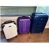 Image 1 : Hard Shelled Luggage